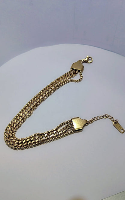 Gold bracelet