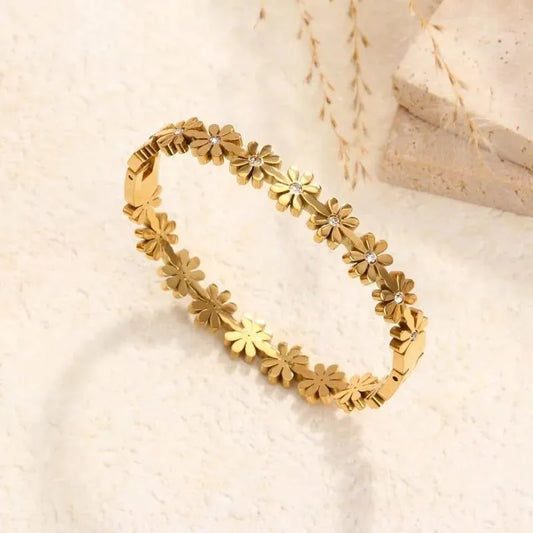 Golden Stainless Steel 18k Gold Plated studded Bracelet For Women