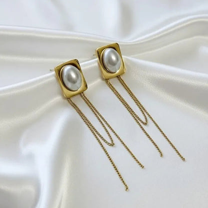 PEARL CHAIN EARING 18k Gold Plated Stainless steel