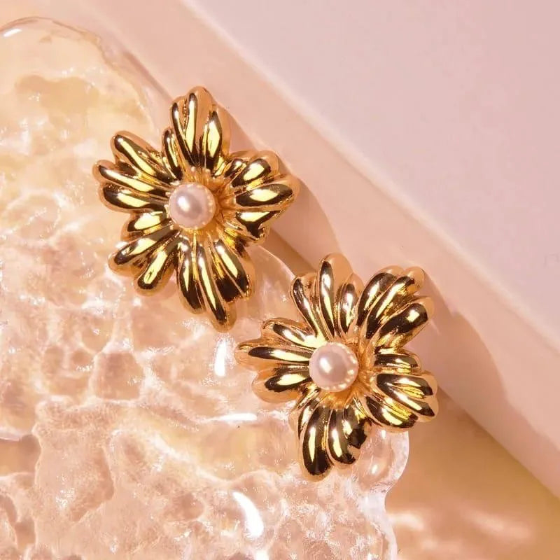 FLOWER PERL EARING 18k Gold Plated Stainless steel