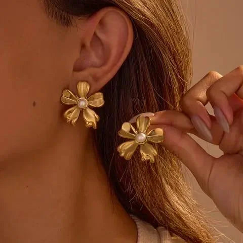 FLOWER PERL EARING 18k Gold Plated Stainless steel